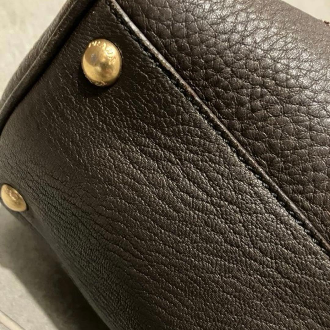 プラダ　PRADA レザートートバッグ