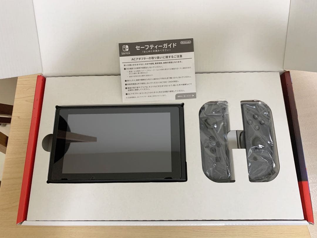 Nintendo Switch グレー 本体+Switchケース