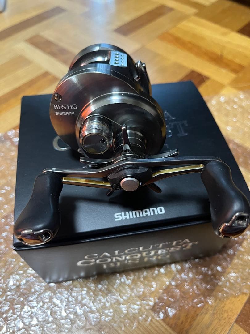SHIMANO シマノ　17 CALCUTTA CONQUEST BFS HG