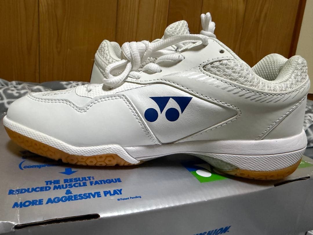 ヨネックス パワークッション65Z2 YONEX75周年記念モデル 23cm