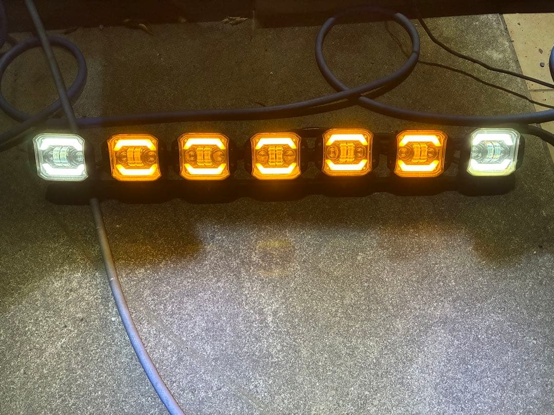 LEDワークライト　セット デイライト　DRL 作業灯　デリカ　プラド　ランクル