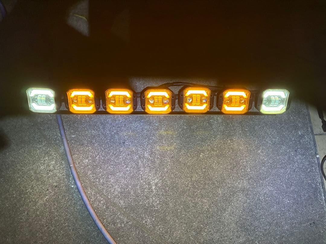 LEDワークライト　セット デイライト　DRL 作業灯　デリカ　プラド　ランクル