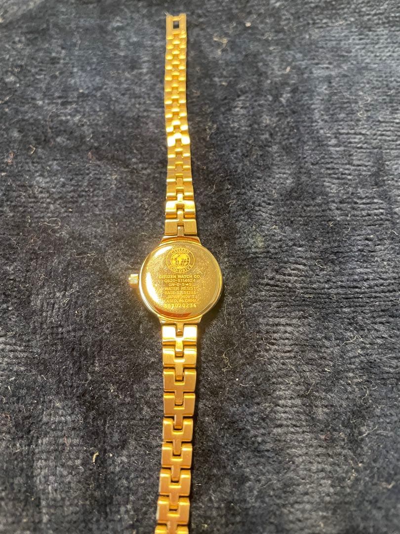 美品　CITIZENレディース kii Eco-Drive ゴールド