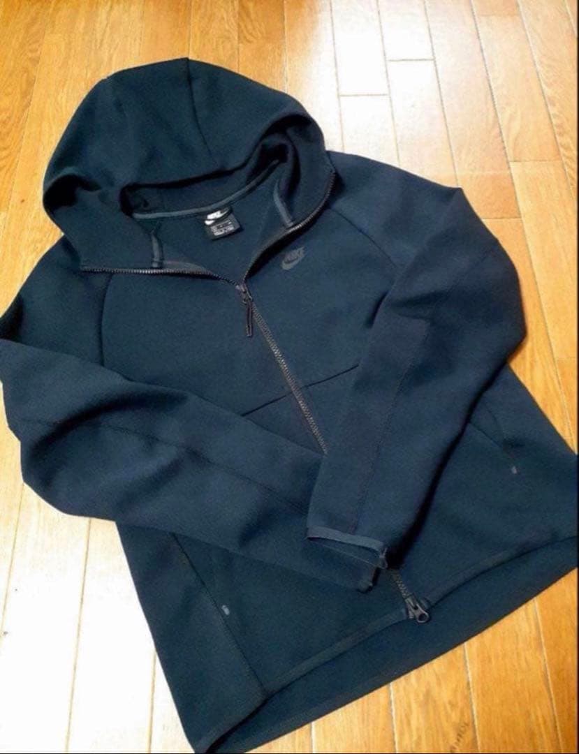 Nike 黒テックフリース　値下げ⭕️