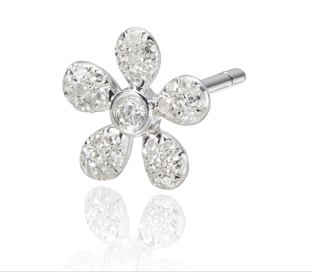 【新品　未使用】Bijou me M お花ピアス(片耳)