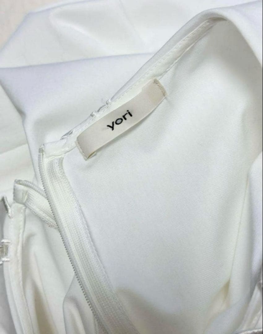 再値下げyori ヨリ　スカラップカラーロンtee ブラウス