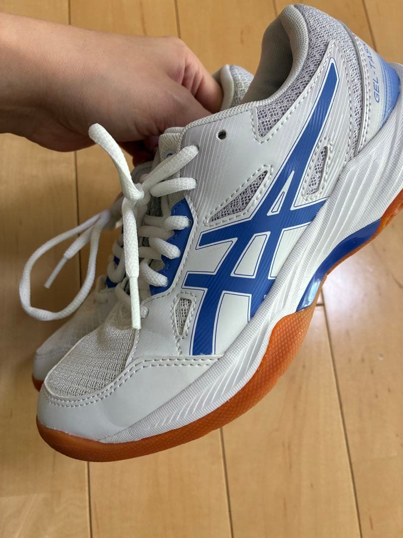 ASICS バレーボールシューズ ホワイト/ブルー　22.5センチ