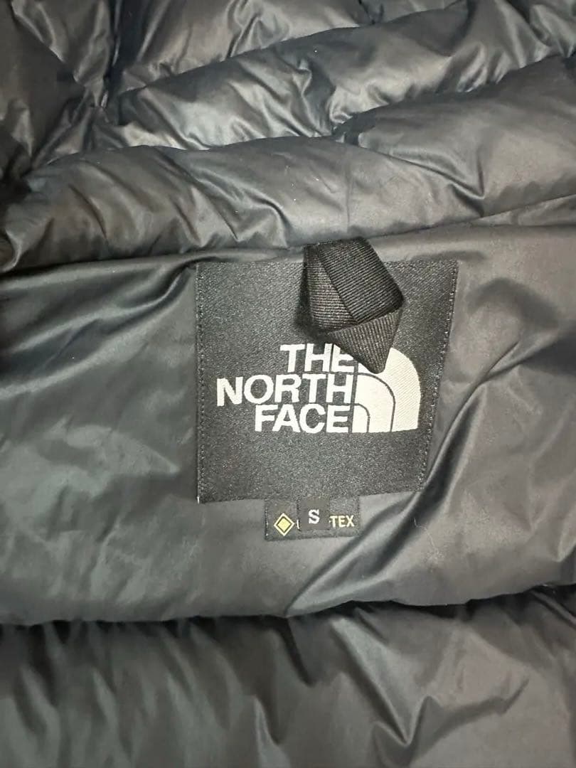 THE NORTH FACE マウンテンダウンジャケット
