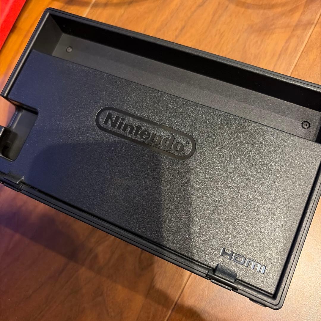 Nintendo Switch 本体 イエロー/ブルー/レッド