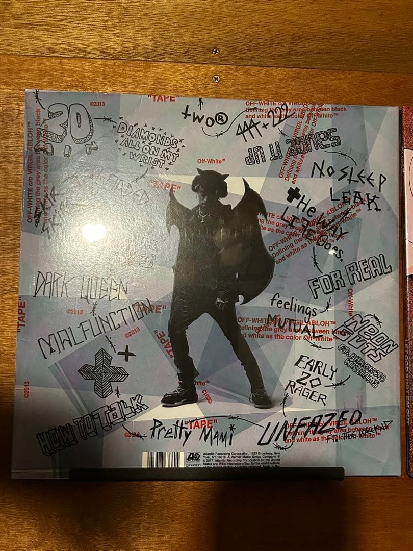 洋楽 Luv is rage2