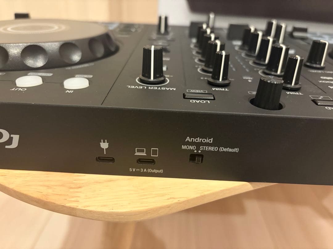 Pioneer DDJ-FLX4 DJコントローラー