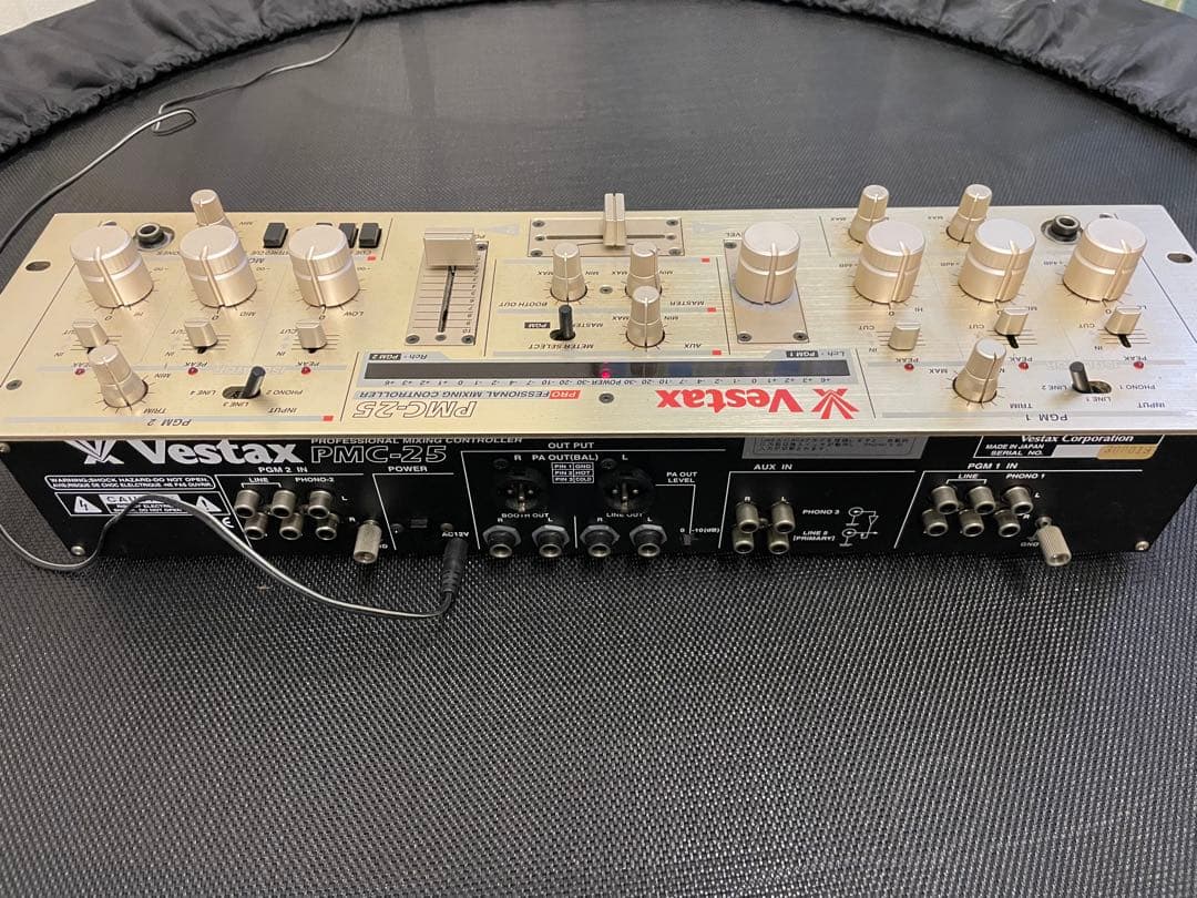 Vestax PMC-25 DJミキサー