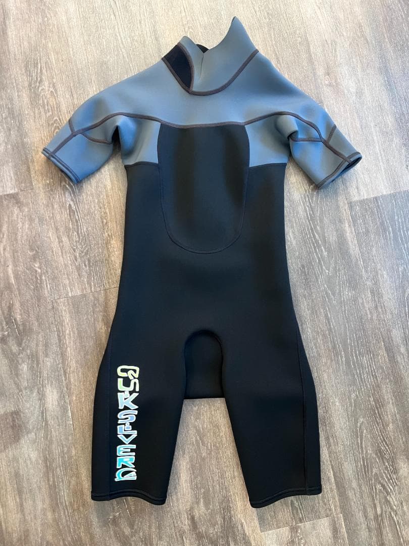 QUIKSILVERクイックシルバーキッズ子供用ウェットスーツスプリング150