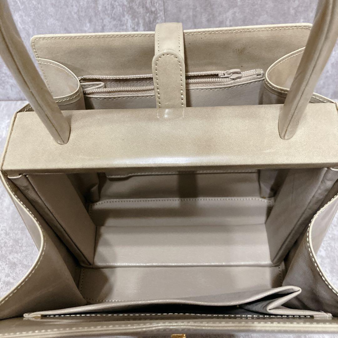 WAKO⭐️スクエア型 ハンドバッグ　ベージュ　卒入学式　結婚式　和光銀座