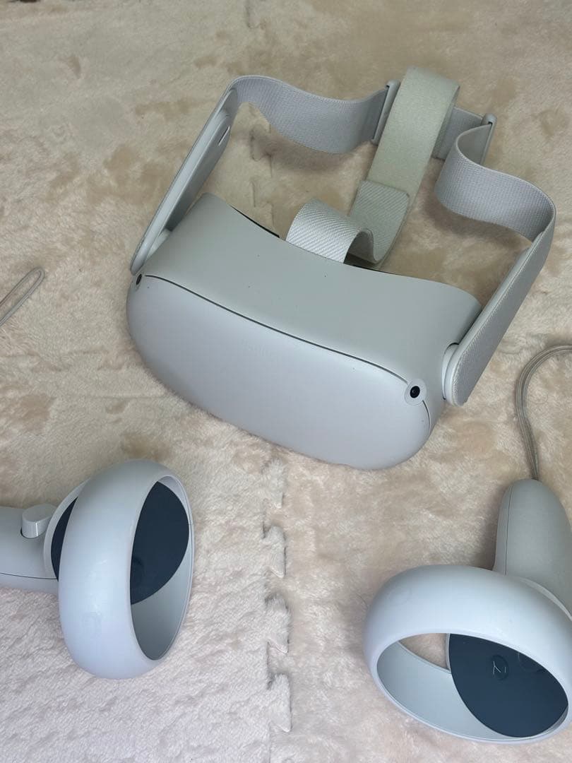  Quest 2 VRヘッドセット128GB ヘッドス トラップ付き