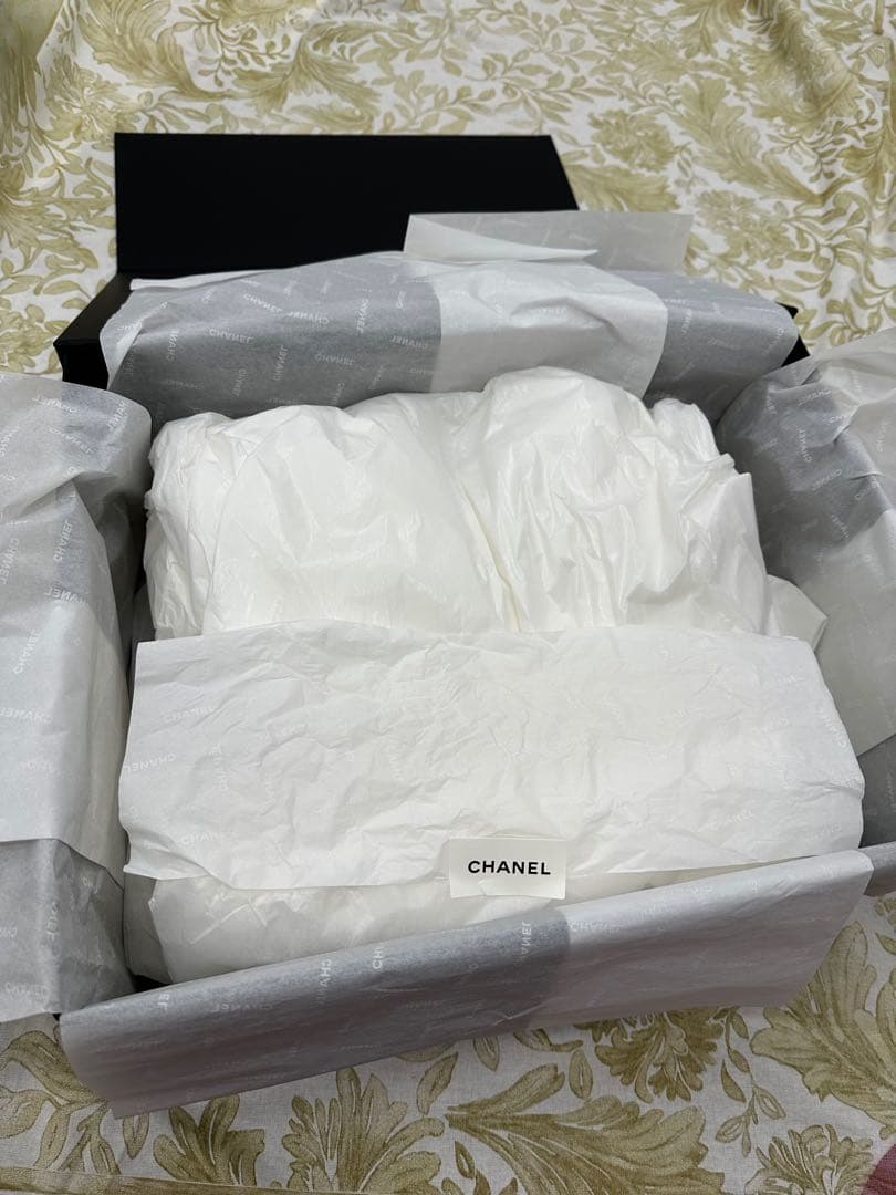 シャネル　空箱　マグネット式箱　CHANEL