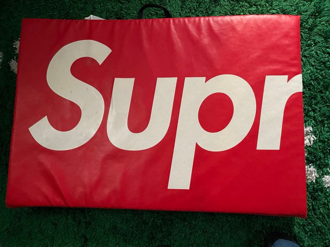 supreme 2つおりジムマット