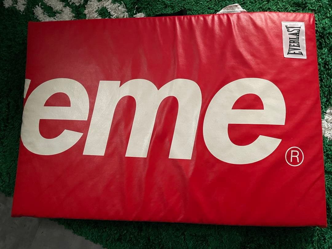 supreme 2つおりジムマット