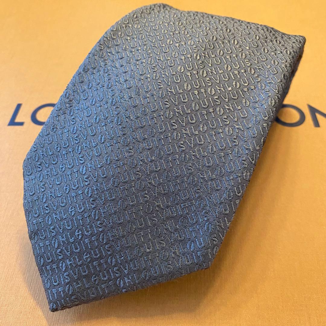 美品 LOUIS VUITTON ネクタイ ロゴマニア 茶系色 イタリア製 中古