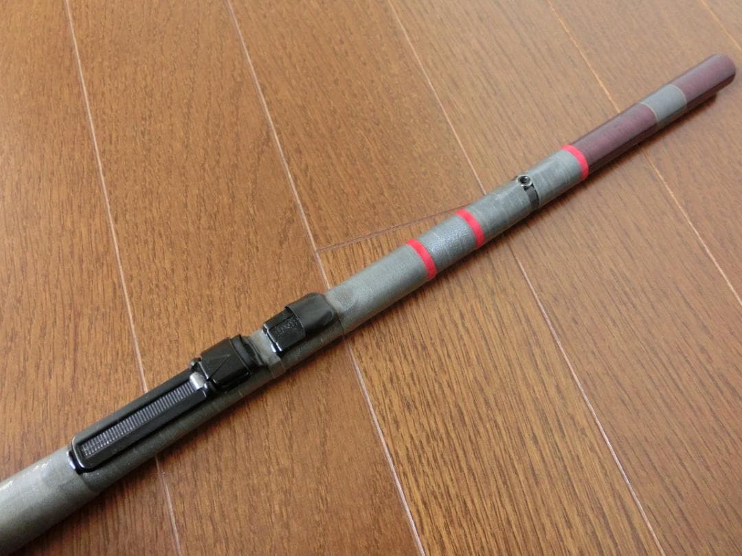 未使用品　軽量小継中通し竿　シノコ鯛（黒鯛）4.5m　カーボン　日本製