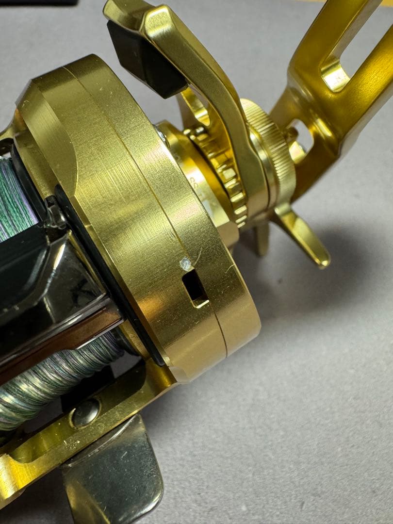SHIMANO 22OCEA CONQUEST 300HG 両軸リール