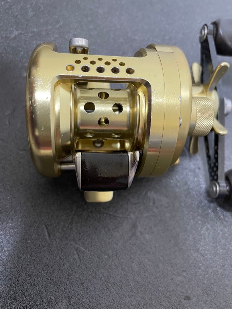 SHIMANO /シマノ　カルカッタコンクエスト50 カスタム　ZPI