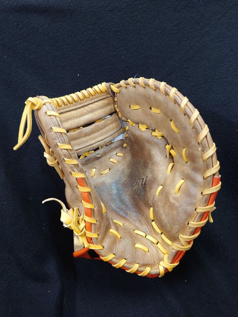 《中古・レストア》ミズノ グローバルエリート ファーストミット右投げ用 型番不明