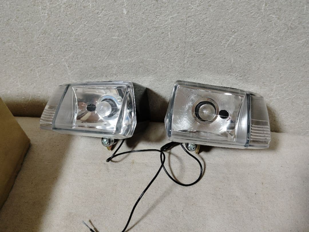 稀少新品 スーパーカー自転車用ワイド2灯式ヘッドライト