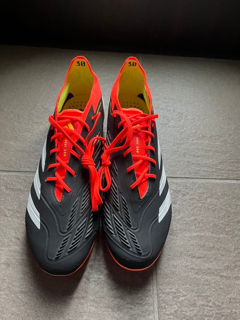 ADIDAS PREDATOR ELITE HG/AG 支給品　27.5cm