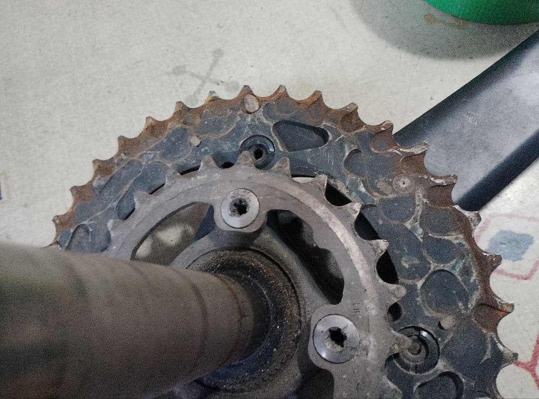 クランクセット Shimano DEORE XT 38/24T 165mm