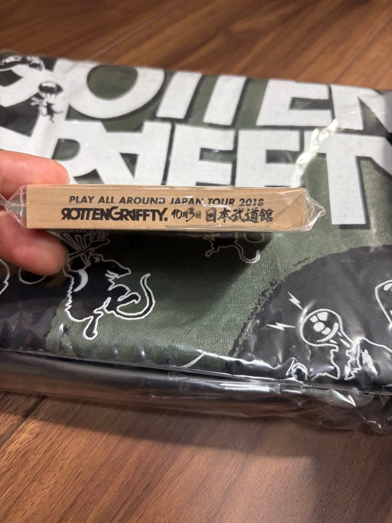 ROTTENGRAFFTY 武道館　Blu-ray&Tシャツセット。