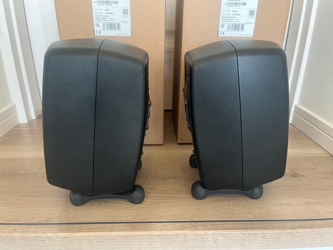GENELEC G2 G-Two ブラック　2024年製美品