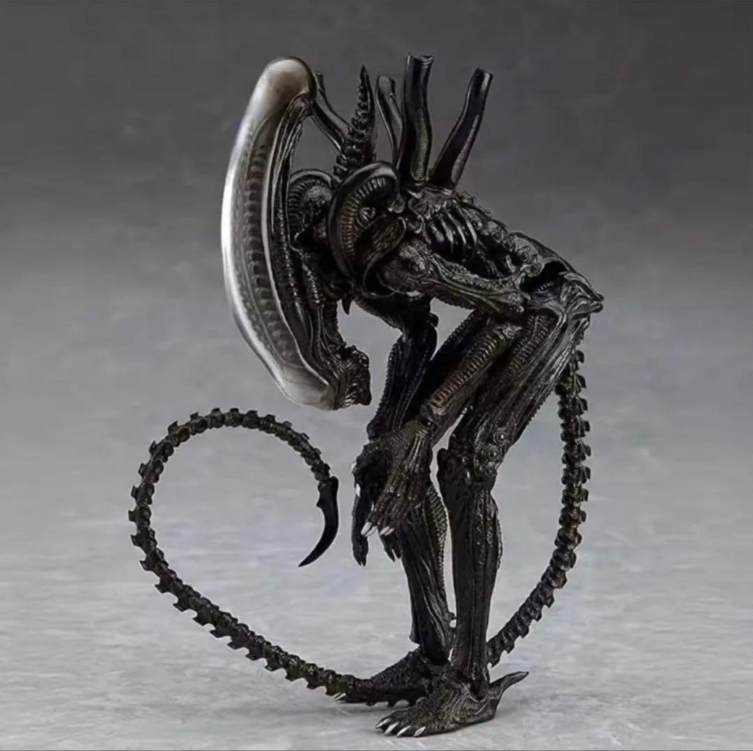 Xenomorph エイリアン フィギュア デコレーション用 リアルな可動モデル