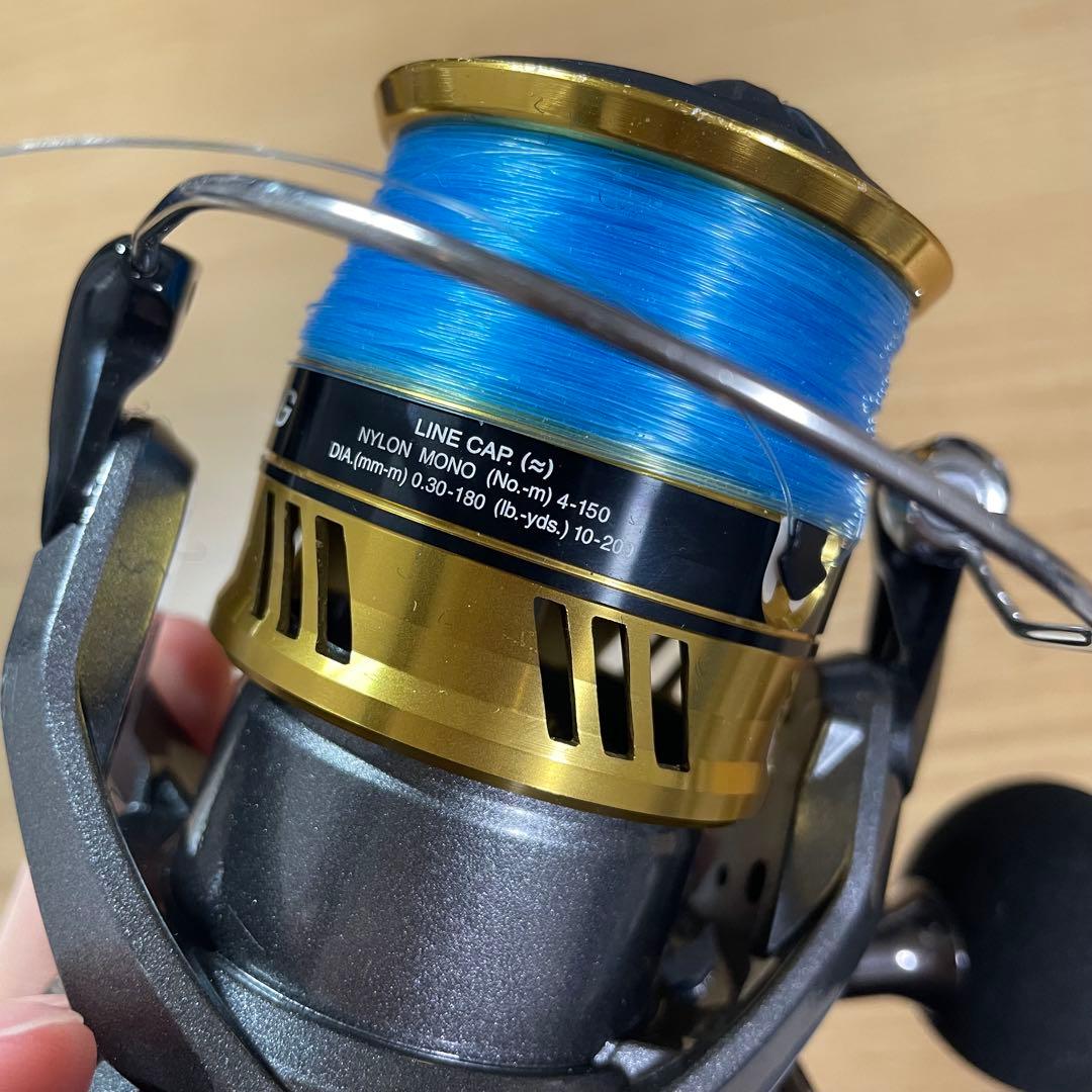 最終値下げ　SHIMANO NAViX 4000XG リール　ポーチ付
