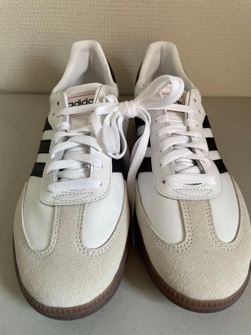 adidas SAMBA classic フットサル 屋内コート