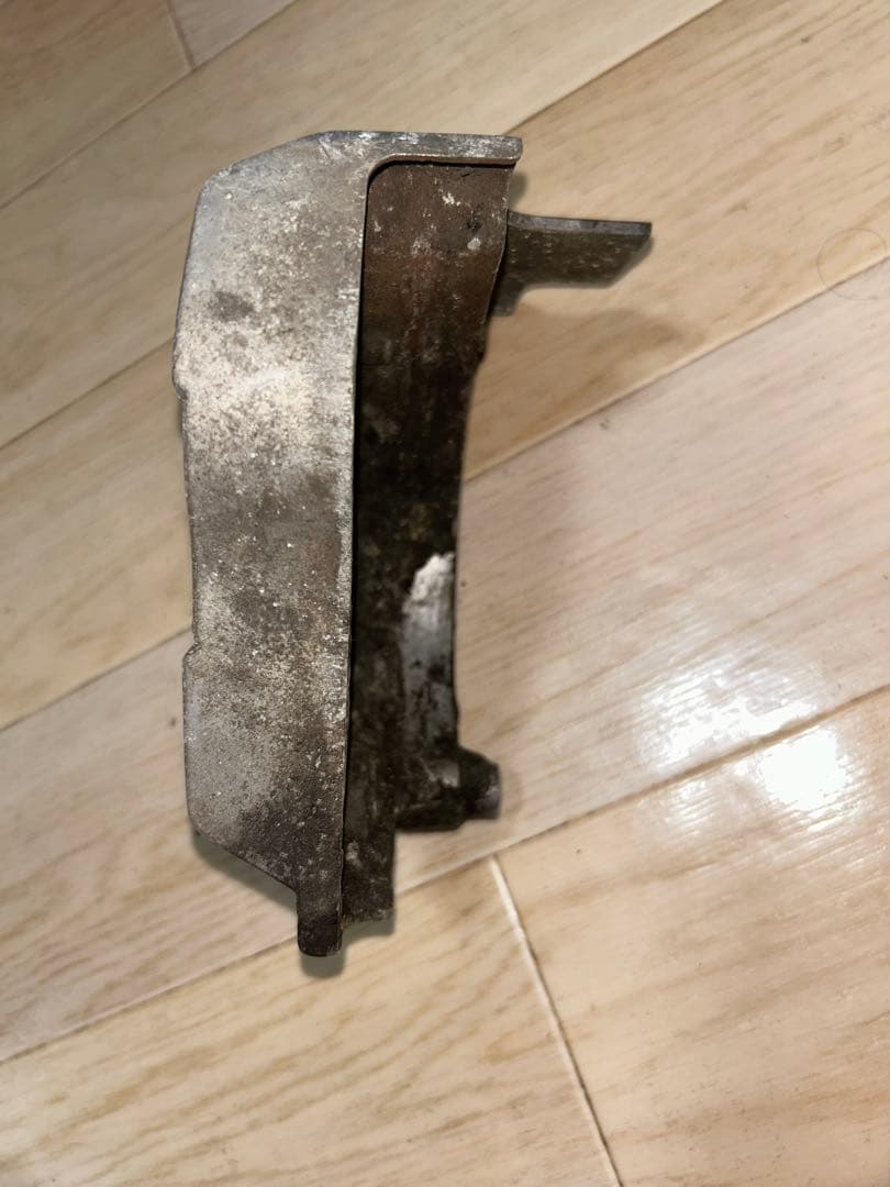 バリオス1型のチェーンカバー