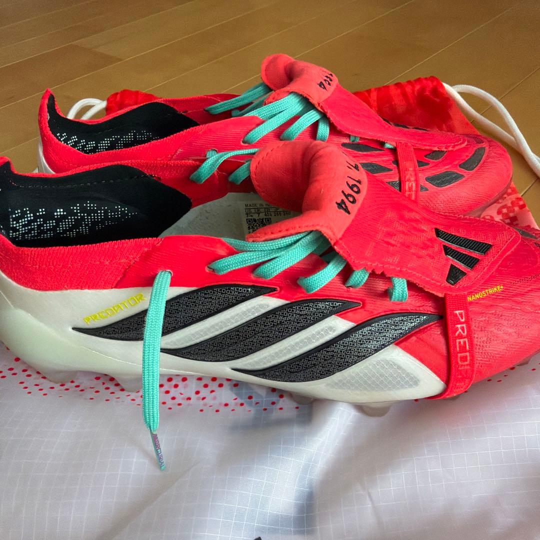adidas EST 1994 サッカーシューズ レッド