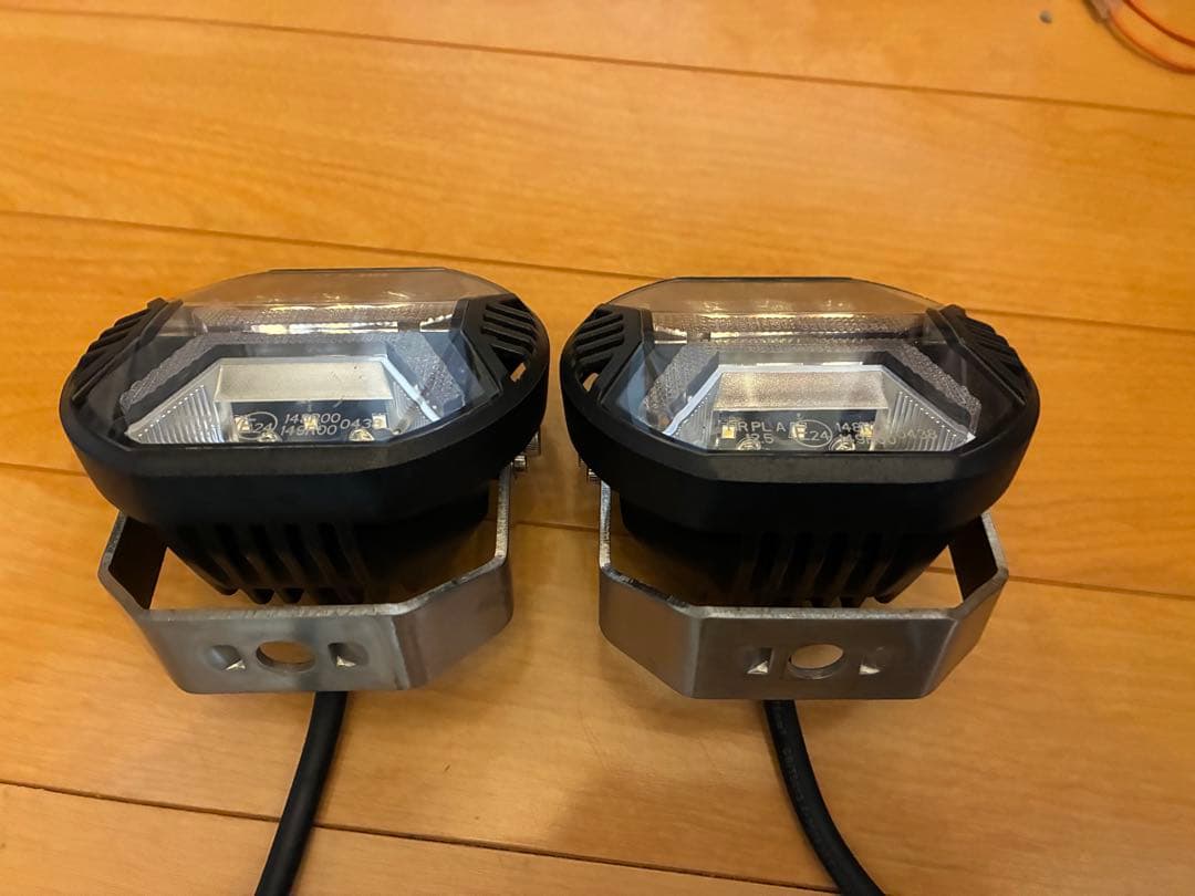 ワークライト　2個セット　DRL　アンバー　LED プラド　デリカ　ランクルに