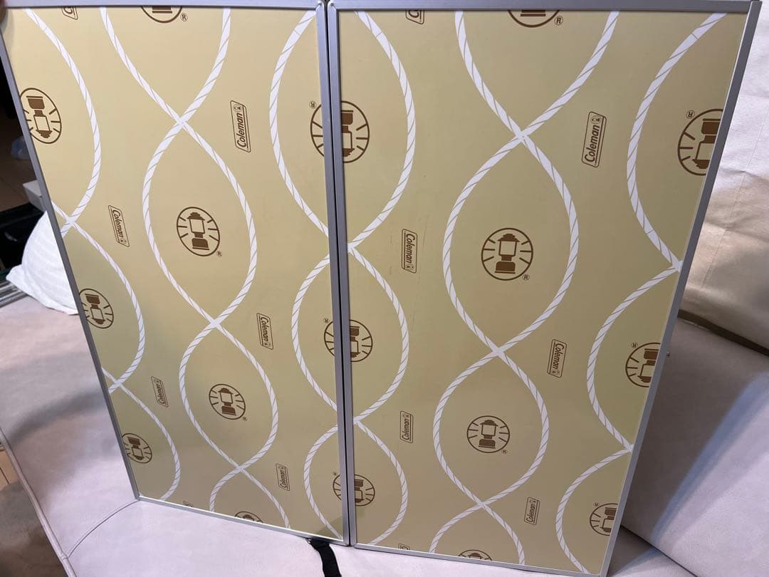 新品同様Coleman コールマン 四つ折りテーブル 2way 170-7587