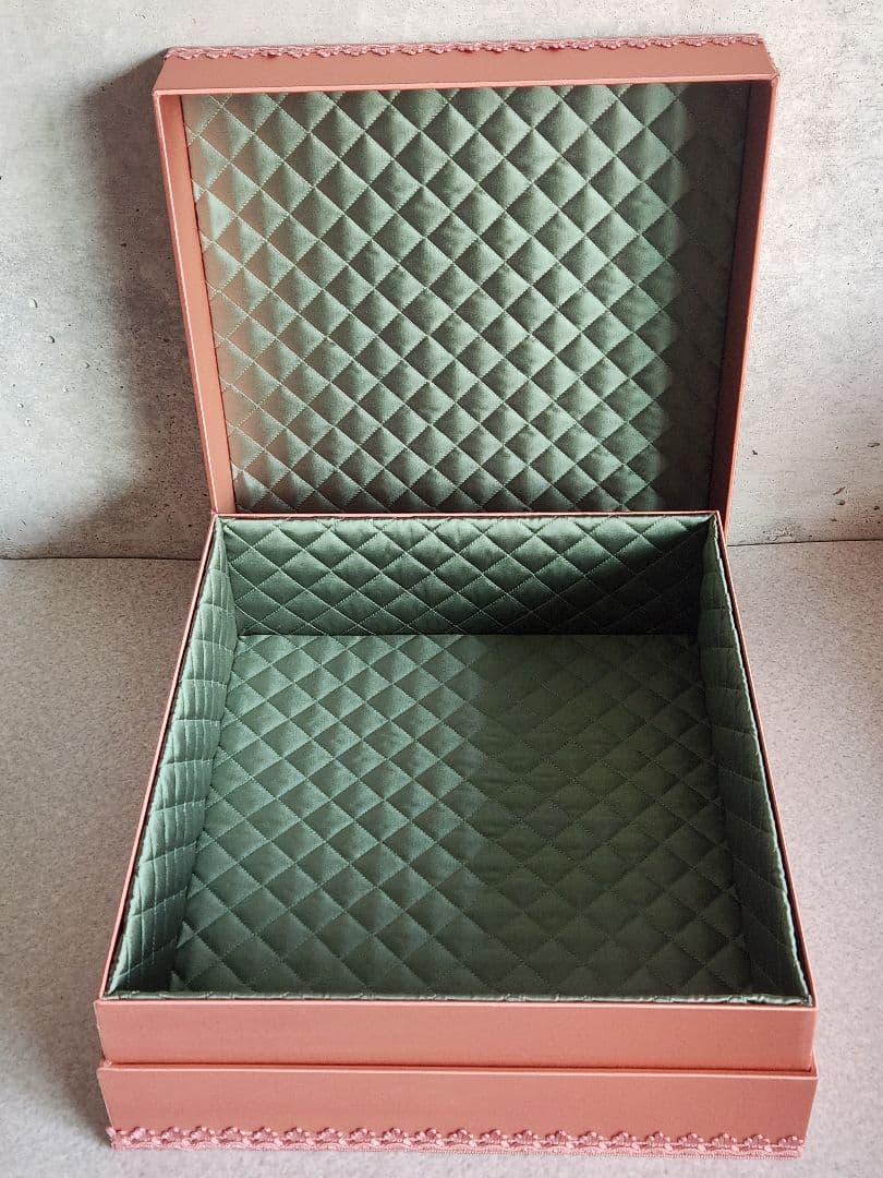 GUCCI 空箱 ギフトボックス 収納 インテリア
