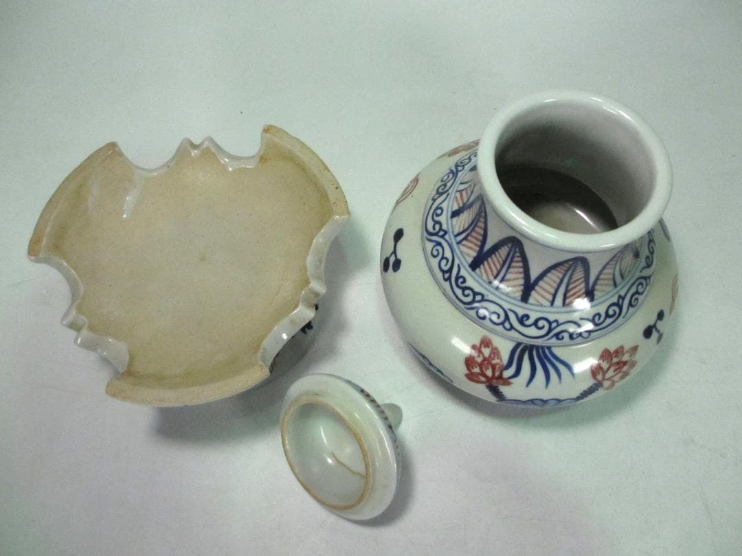 花瓶　沈香壷　青花釉里紅　手描き　花鳥図　景徳鎮　陶磁器　中国古玩　中国美術