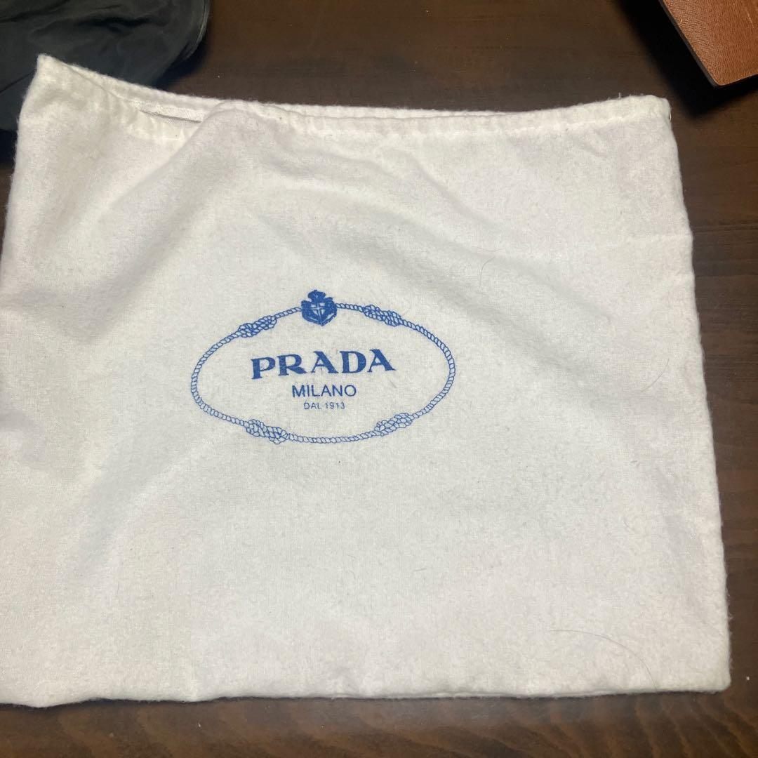 PRADA 黒 ナイロントートバッグ