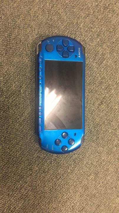 PSP3000   送料込みにしました
