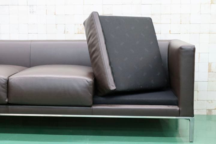 GMFN67○Cassina / カッシーナ GRAB グラブ 3人掛けソファ