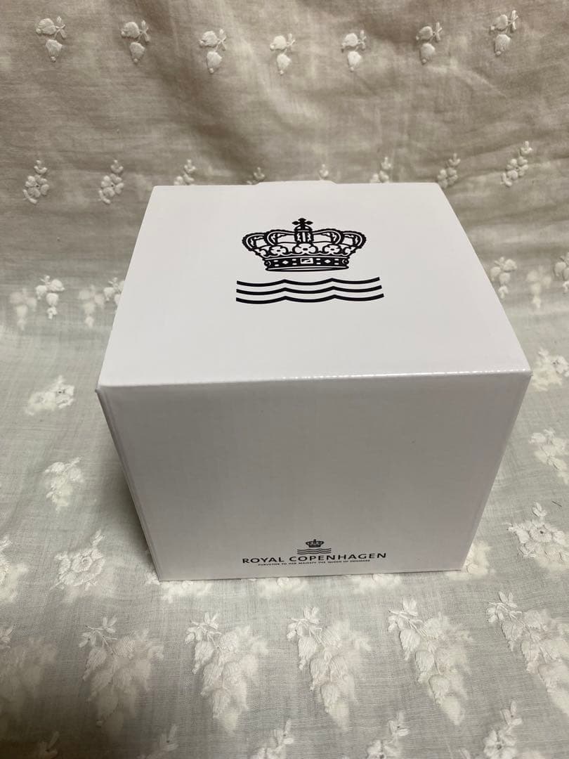 ロイヤルコペンハーゲン ブルーフルーテッドプレイン ボウル足付き