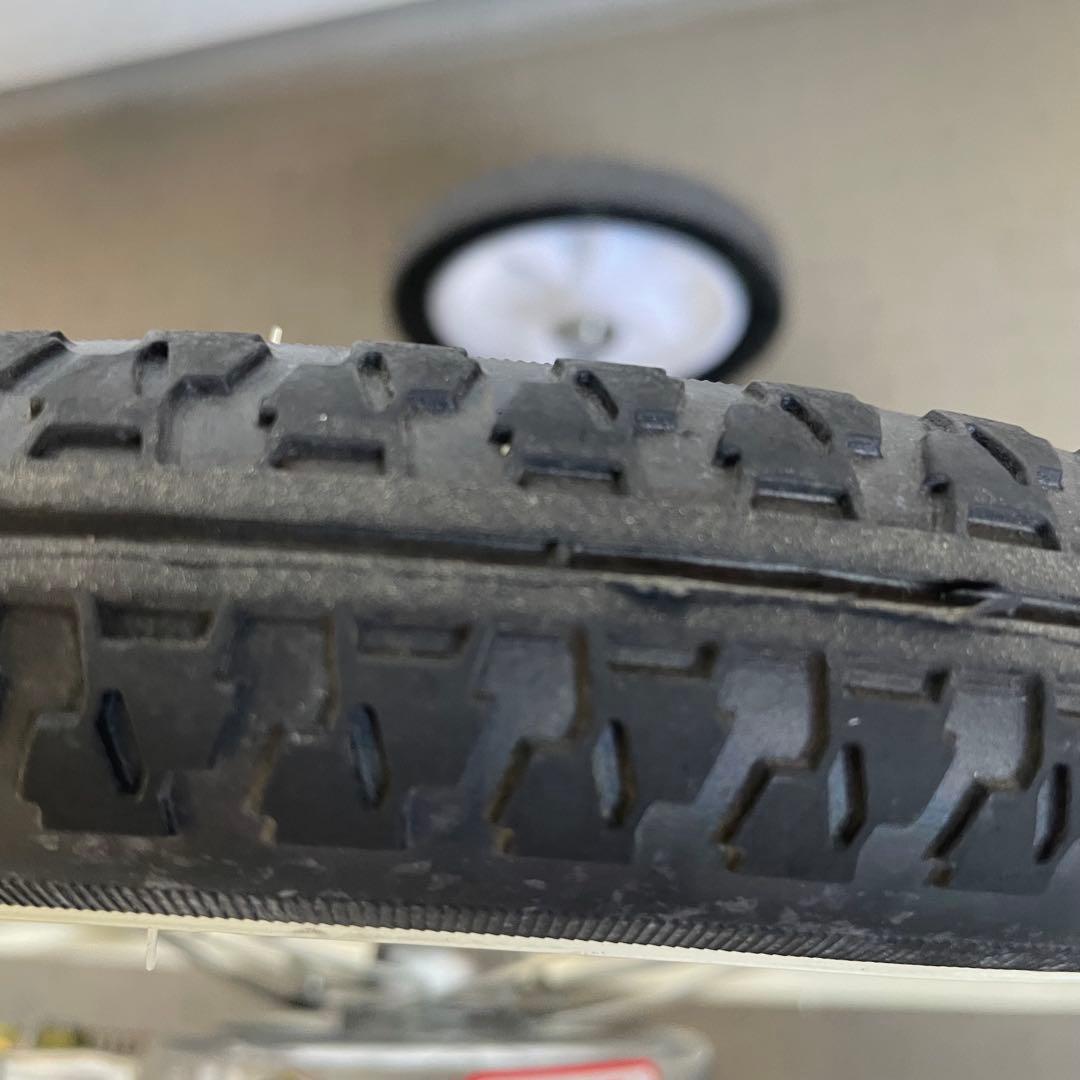 美品　キッズ自転車　14インチ　コマ付き