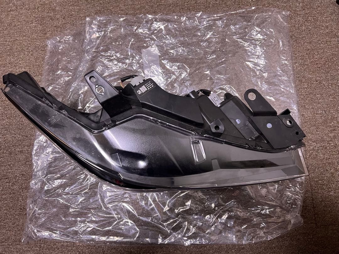 マツダ　CX-5 CX-8 KG KF 右ヘッドライト　美品