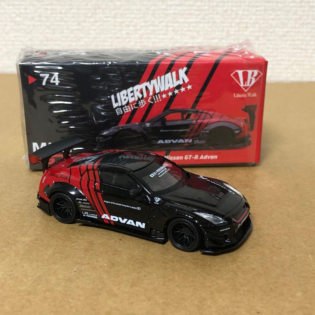 MINI GT ミニGT　LBWK　NISSAN GT-R R35　ADVAN