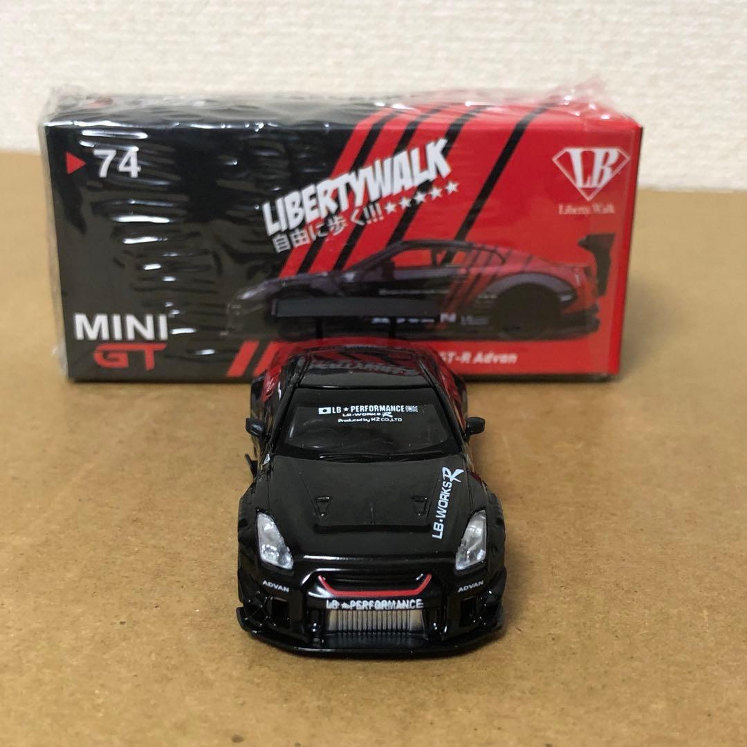 MINI GT ミニGT　LBWK　NISSAN GT-R R35　ADVAN
