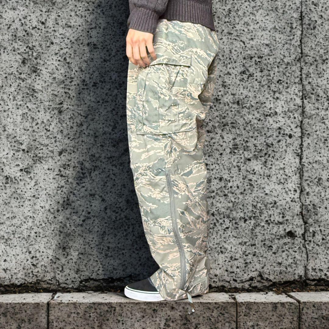 00s USAF 米軍 APECSゴアテックスパンツ タイガーデジタルカモ 古着